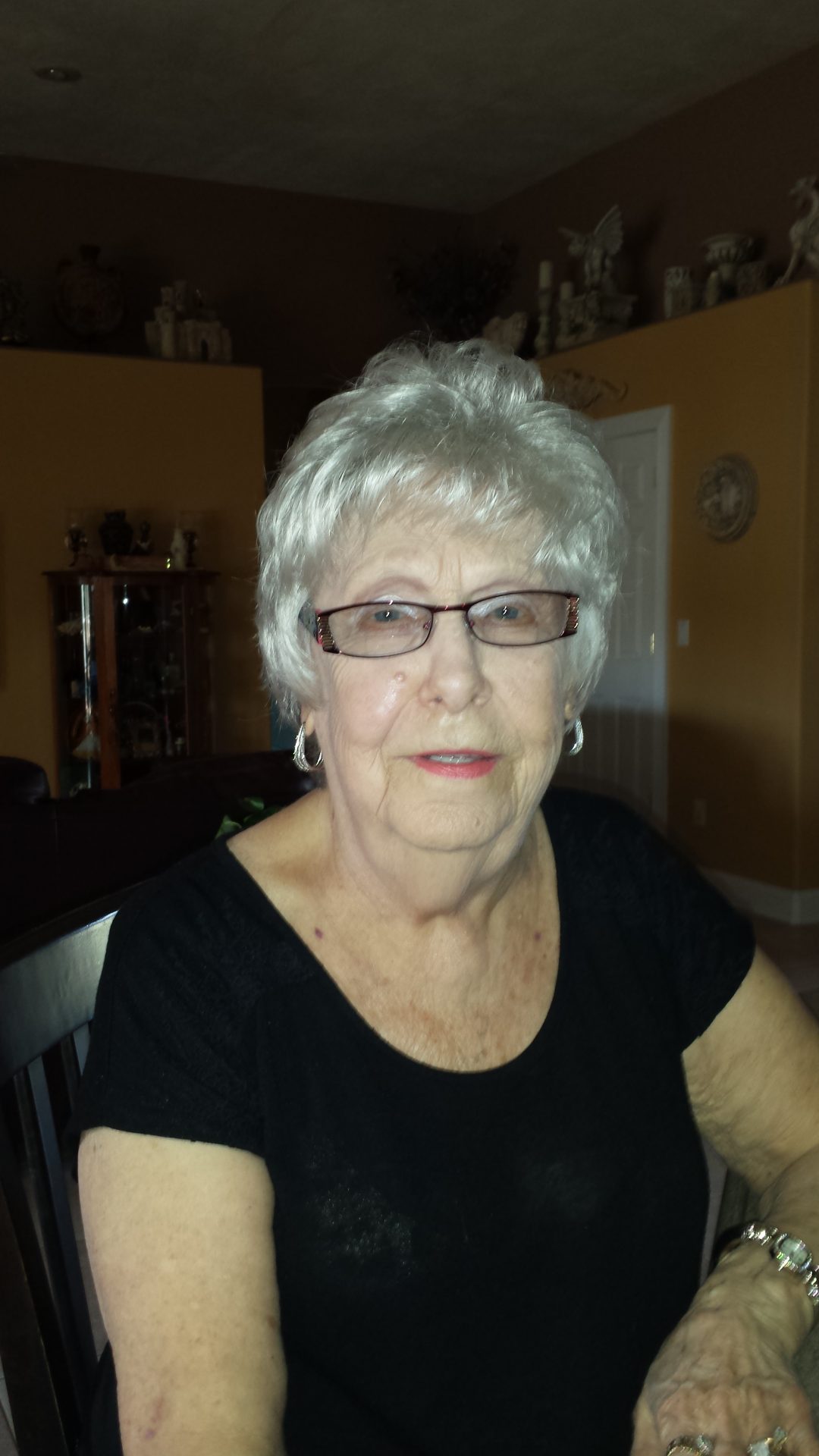 Edna Paglia (July 07, 1930 - January 17, 2020)