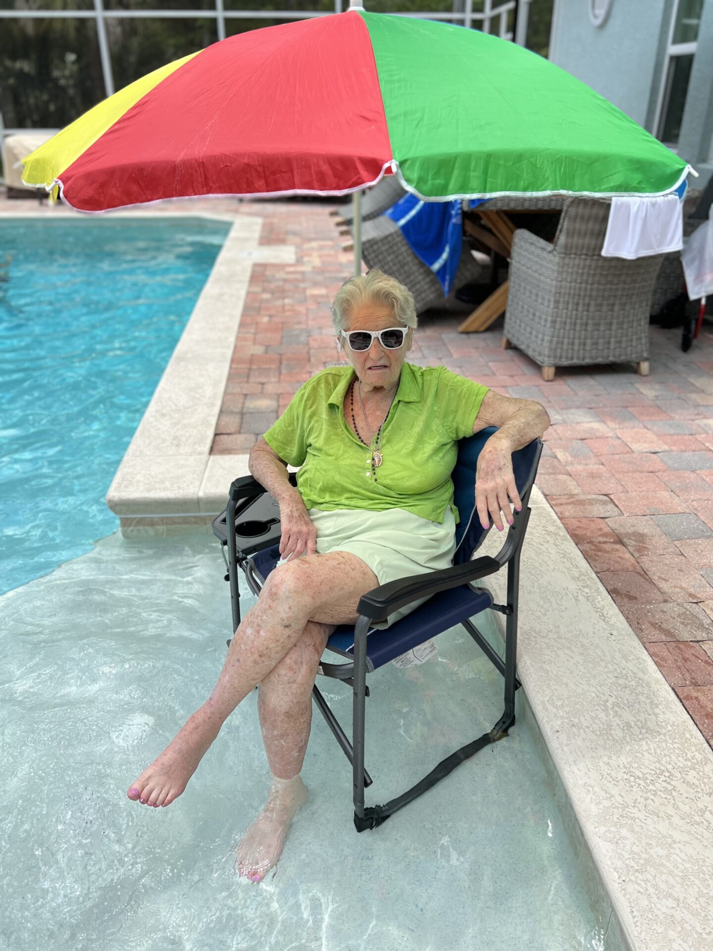 Rosemary - pool time