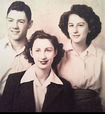 Brother Norm, Doris and sister Jeanette