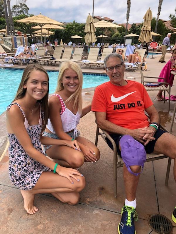 Pe and his girls<br />
Newport Beach 2018