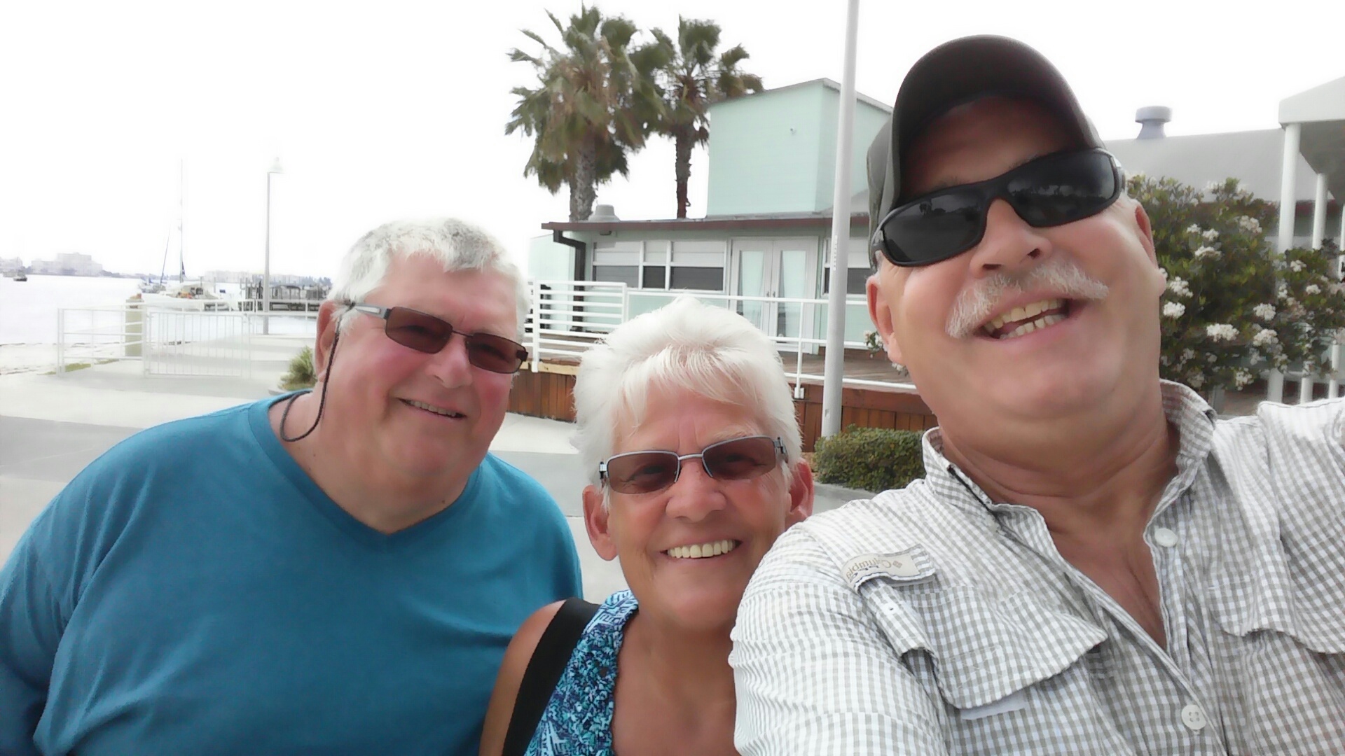 Jürgen Wittmann with  Gaby and Engelbert  We meet us 2016 at Gulfport-St. Petersburg<br />
We like to think back to Jürgen. If it was possible at all, we visited each other when we were on vacation in Florida. We remember his friendly manner and his laughter. We'll miss him. <br />
Gaby and Engelbert Wiedmann from Germany