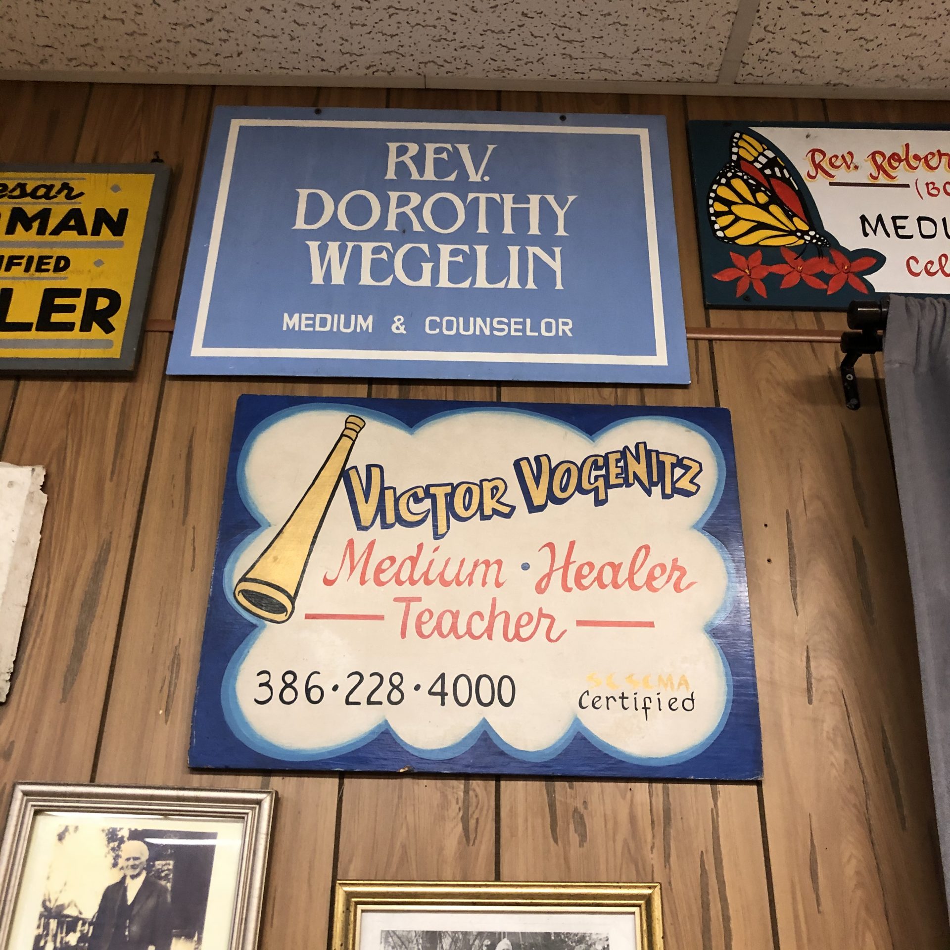 Angelo hung your sign up at the Davis Hall after your celebration of life darling.   I’m sure you heard me talking to you all day about Angelo having brain surgery.  please get the angels to surround him and take care of him.  he’s so scared.  I love you ♥️