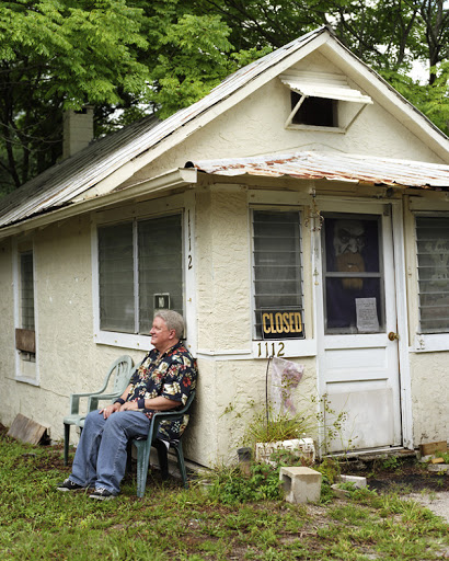 Victor sitting peacefully. I will be seeing you and family sooner than you think.  Going to the Rainbow Bridge first.