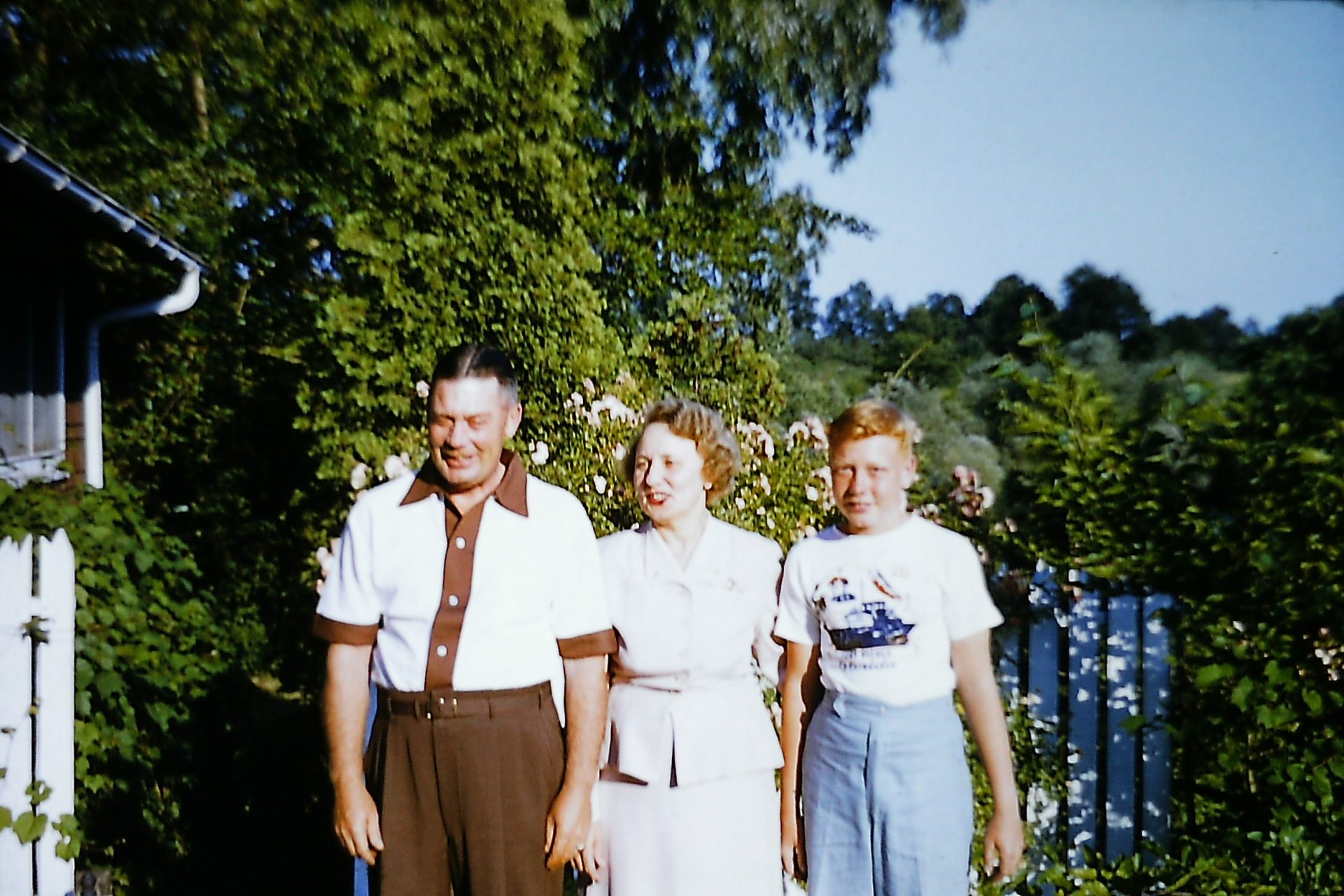 Elgin T. Upham, Henrietta Young Upham, and E. Tyler Upham.   July, 1954, Rochester, NY.<br />
Photo taken by Charles L. Schmidt.  Photo submitted by Charles P. Schmidt.