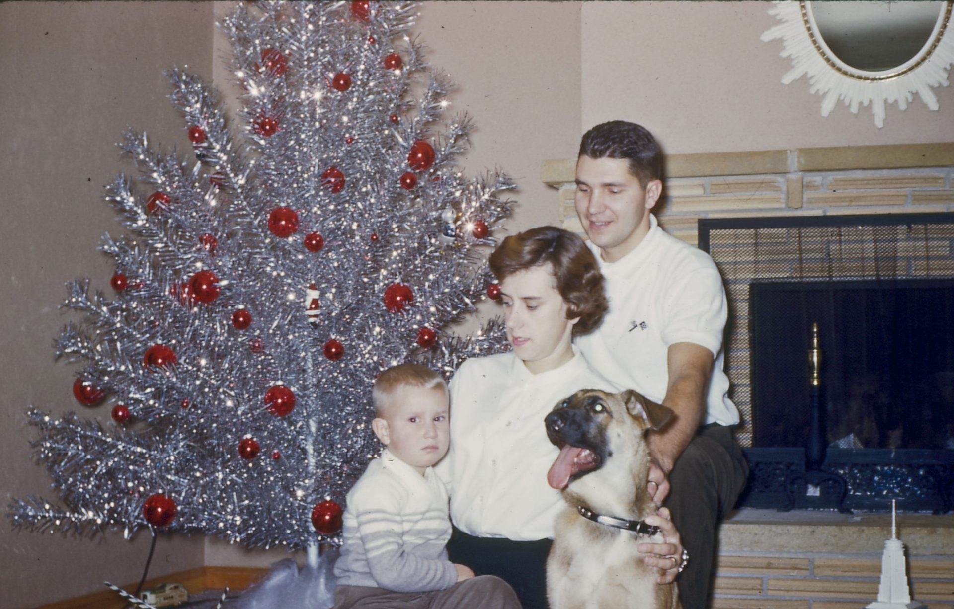 1959 Michalski Christmas - Michael MaryAnn Richard & Rocky