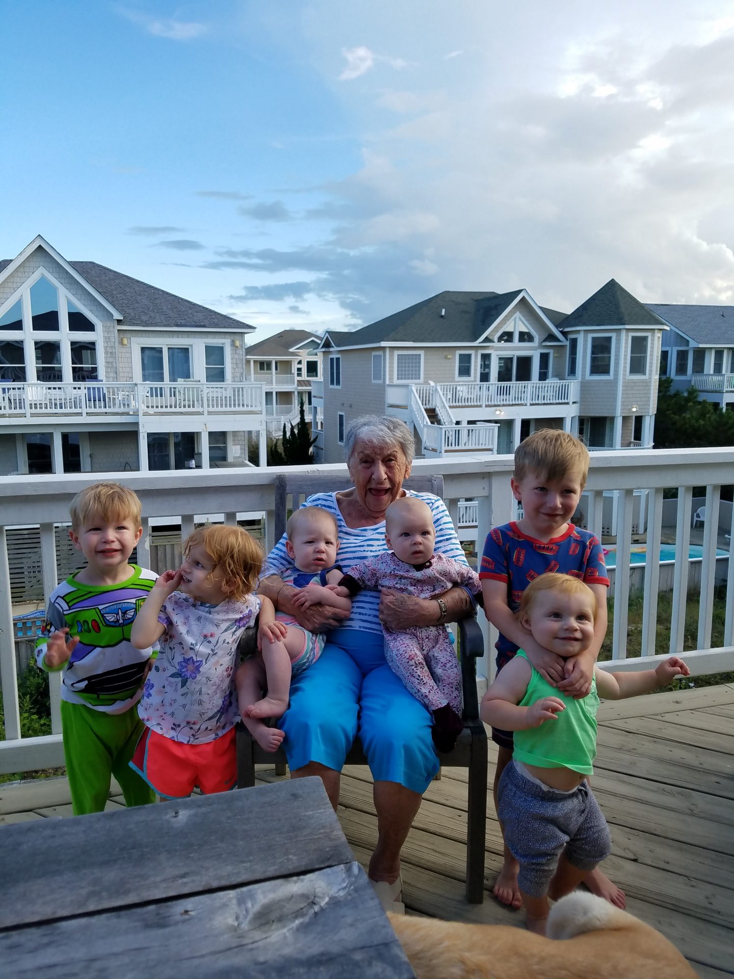 Helen and 6 great grandchildren (loves of her life) Lincoln, Wyatt, Eleanor, Everett, Tenley & Brixton
