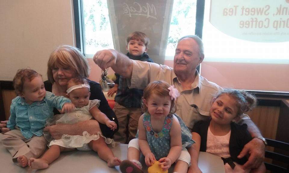 Great grandbabies everywhere Papa loves his babies