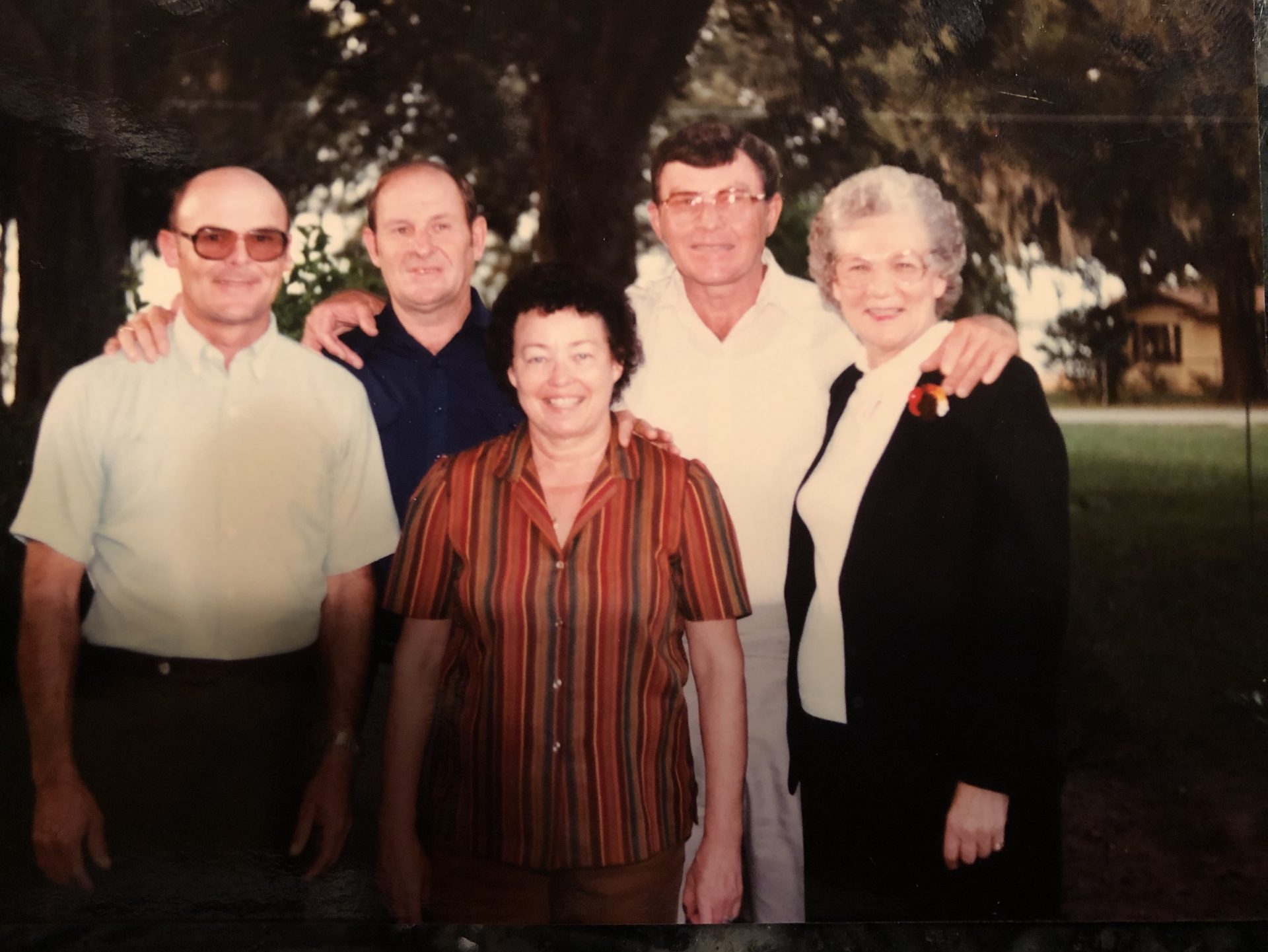 Gastfield Thanksgiving 1983.<br />
Penny with brothers Butch and Buzzy, sister Sarah and cousin Ruth.