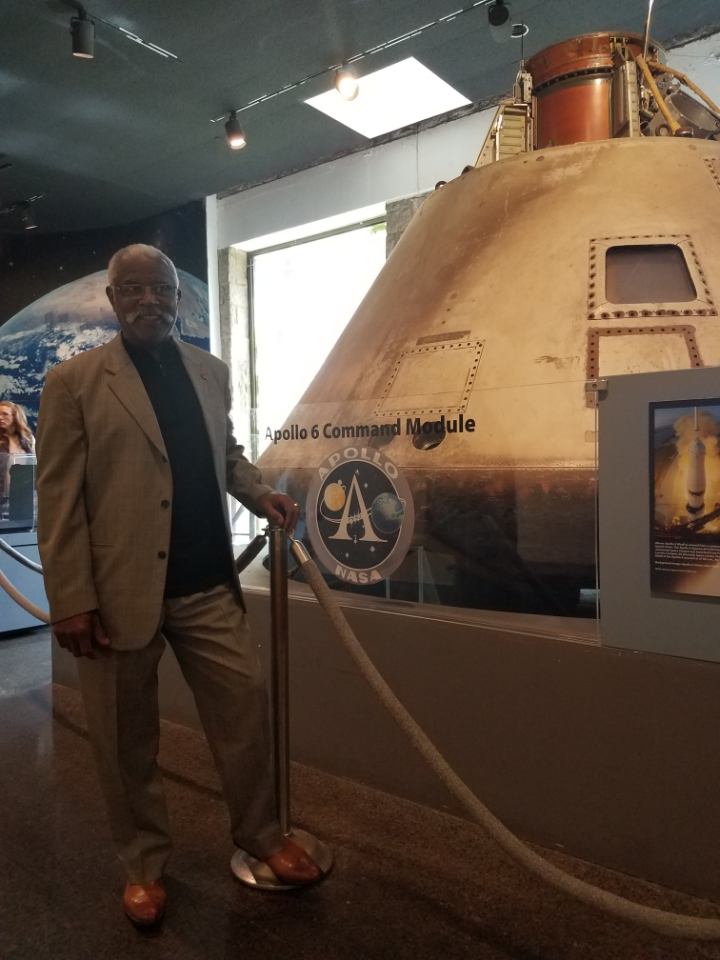 Curtis Lee Pierce<br />
Apollo 6 Command Module, Atlanta GA