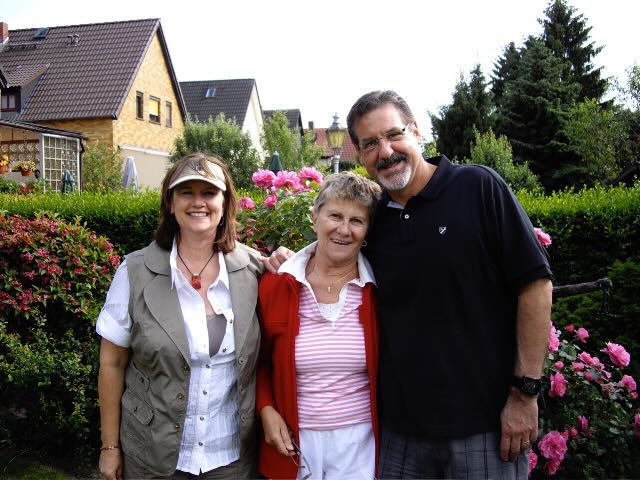 Bruno & Amy in Berlin with Svens Mother Renate - 2010 -