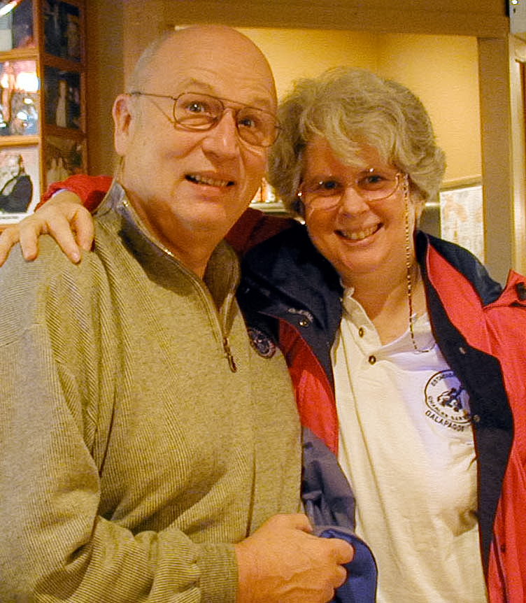 Chuck & Cindy, November 29, 2001. Low-res, nothing like Chuck's photos!