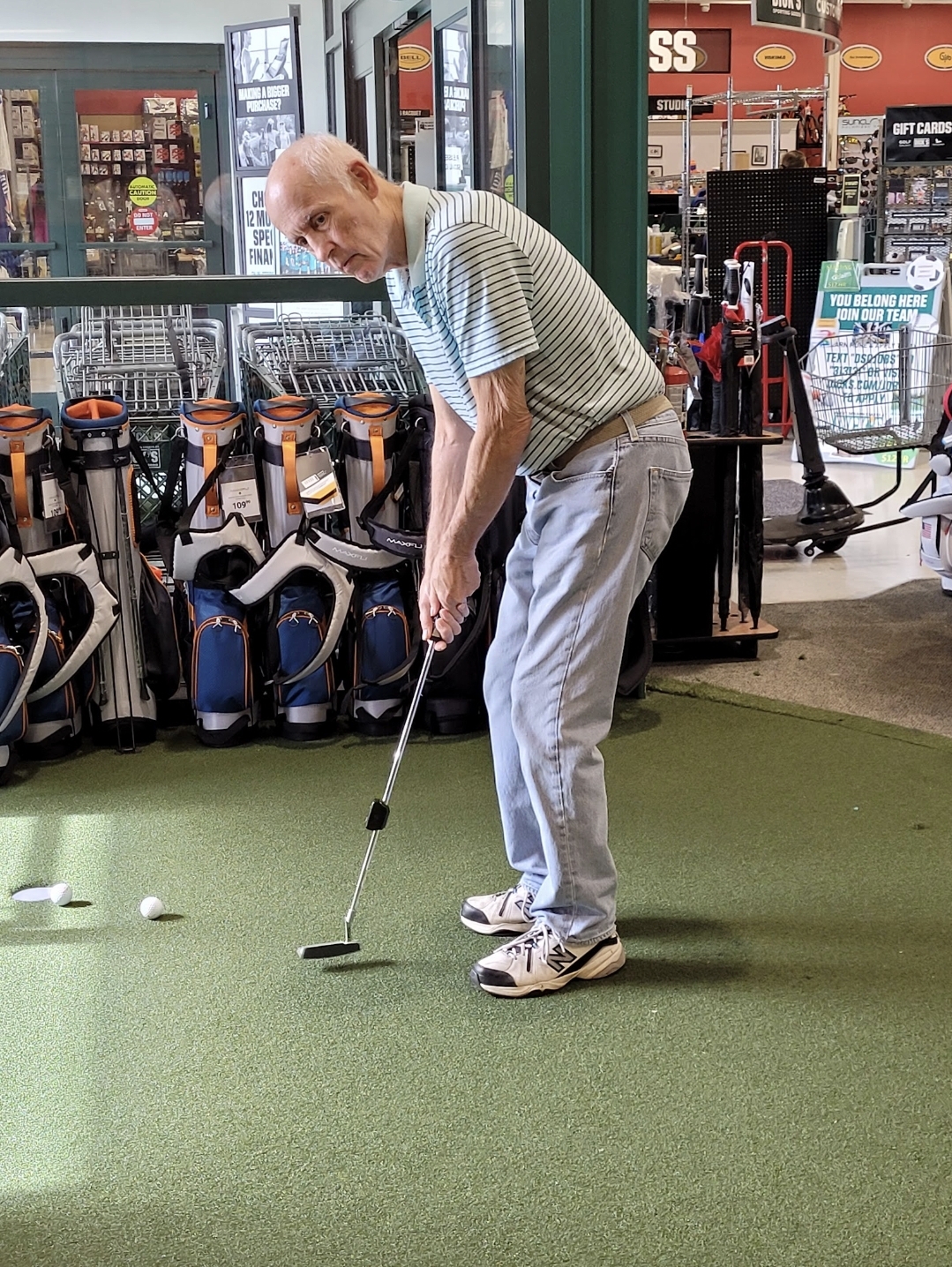 Dave putting