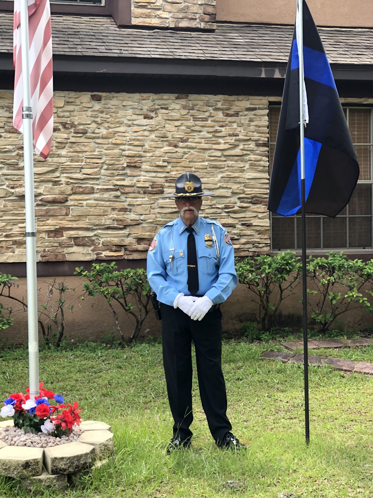 I kiss you sooooo much.  My heart is breaking and I wish you were here with us.  I love you dad