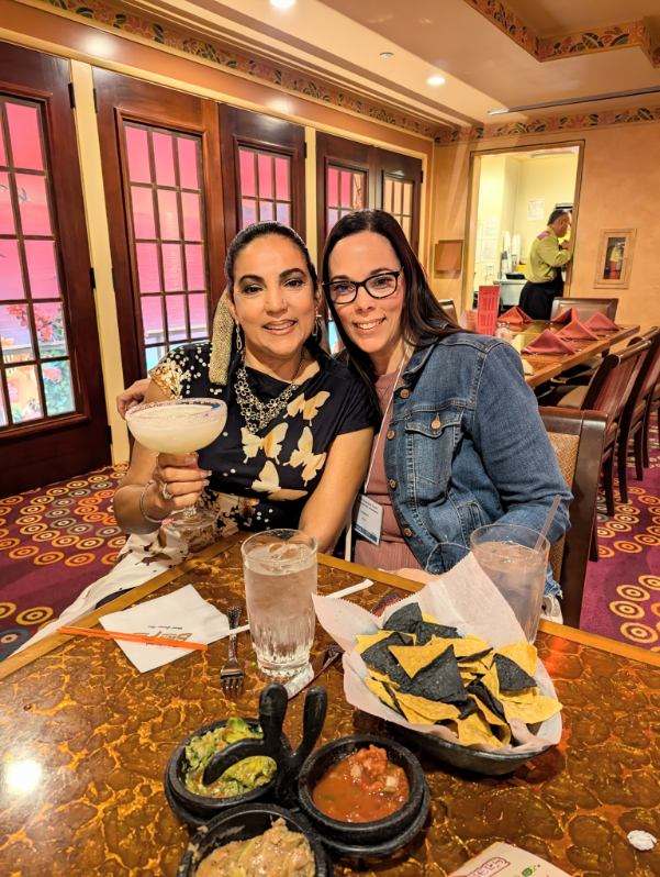 Marisol and I in Las Vegas for our company's annual convention #EVOLUTION TRAVEL