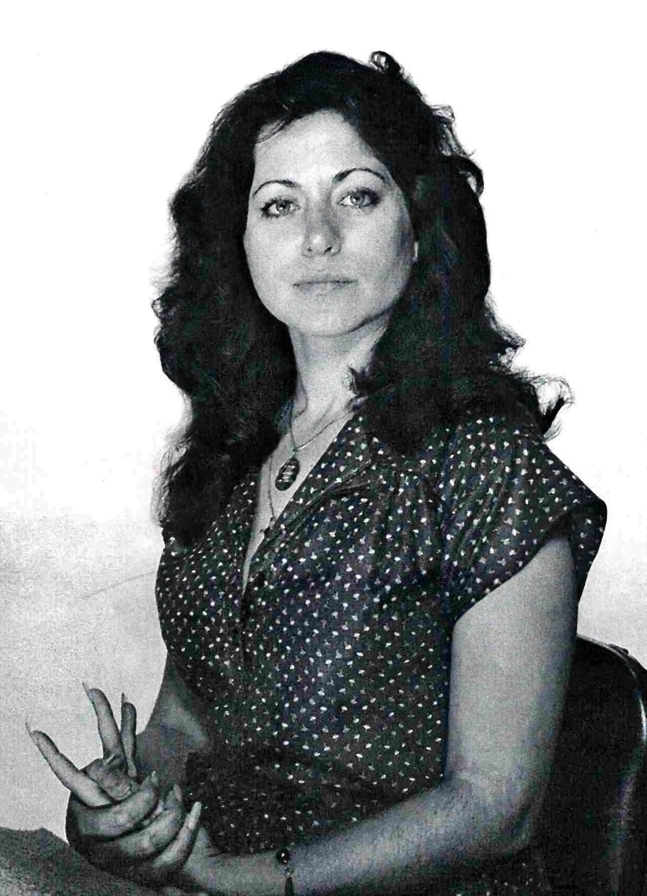 Blanca in her younger years! ...quite the looker!